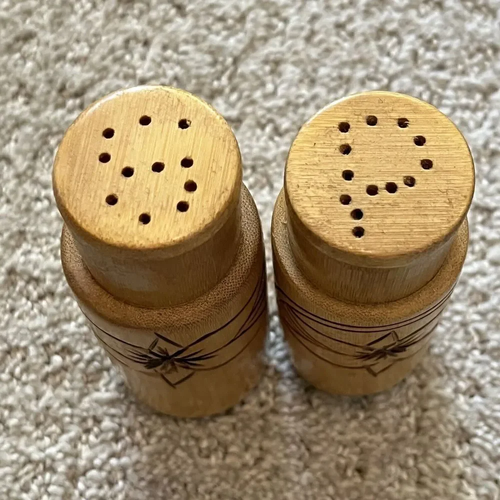 Hibiscus Atomic Wooden Salt & Pepper Shakers Mid Century Teak? Hawaiian